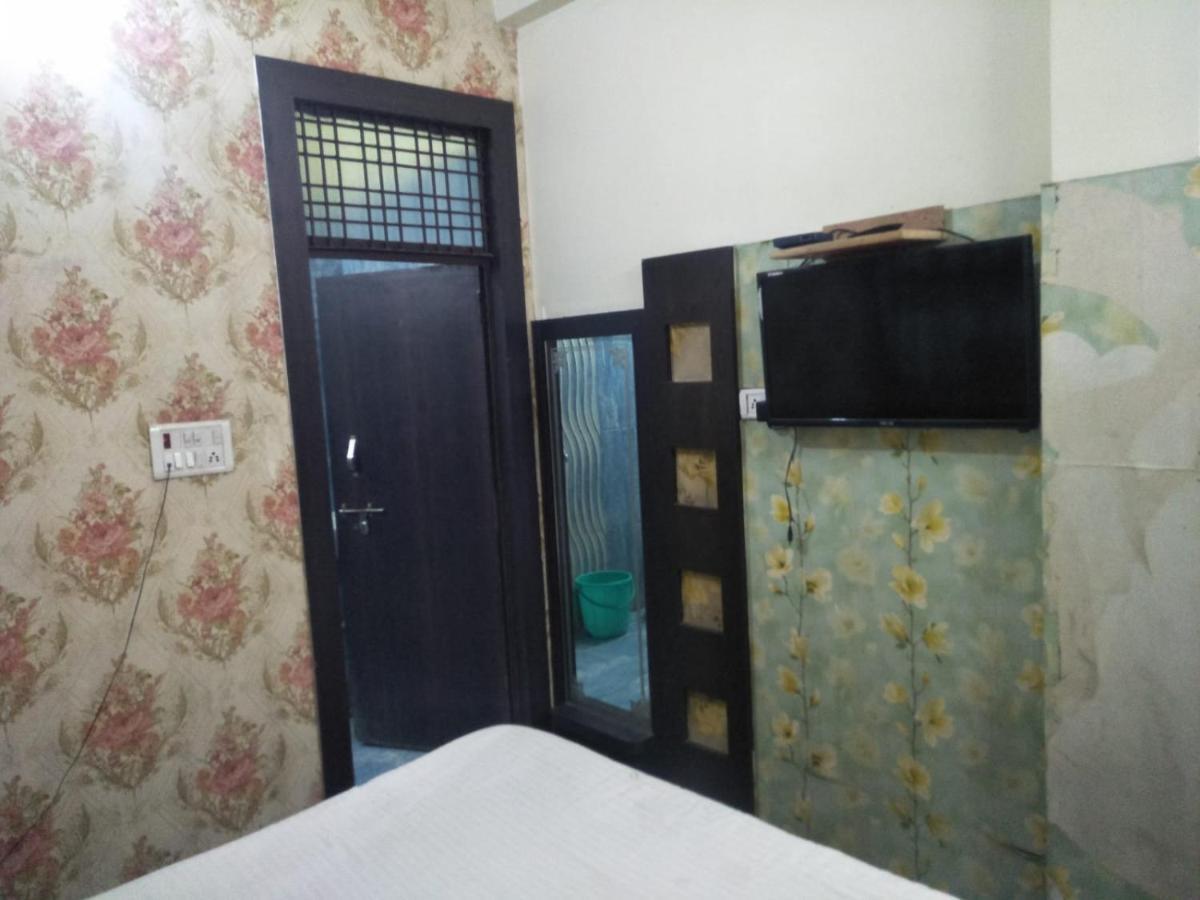 Hotel Shiv Mahima Inn By Wb Inn Prayagraj Exterior foto