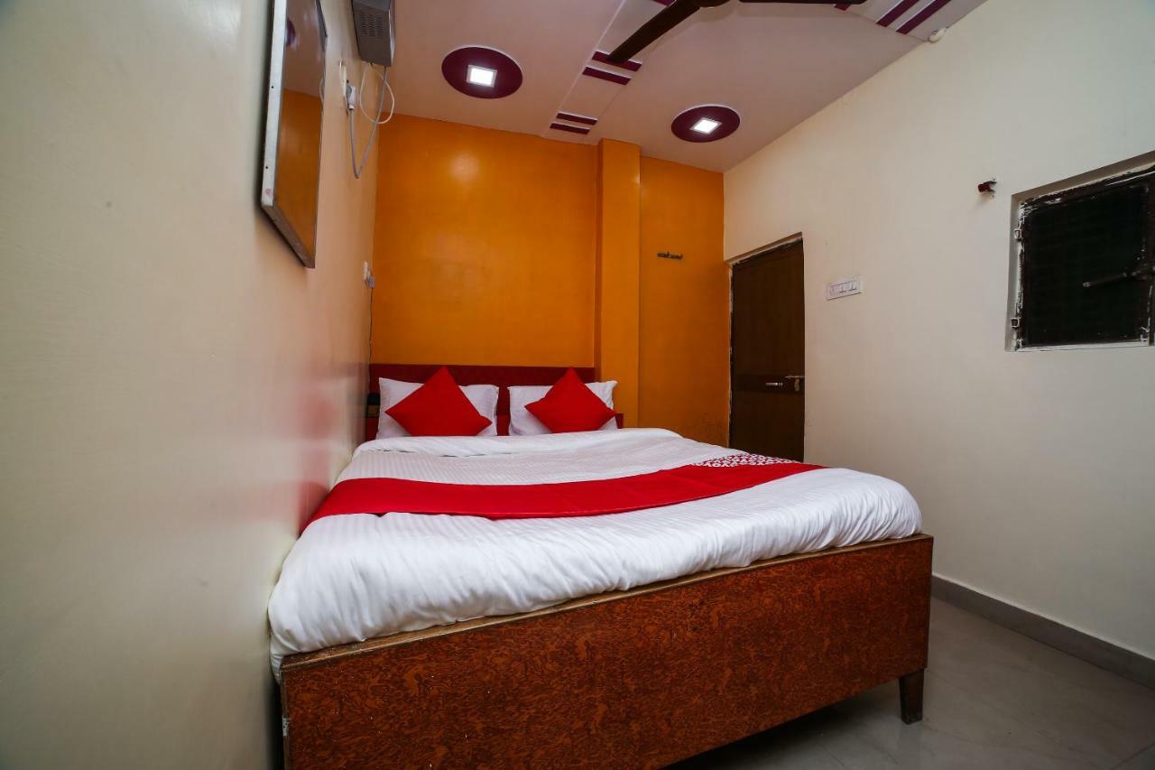 Hotel Shiv Mahima Inn By Wb Inn Prayagraj Exterior foto